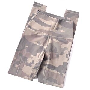 New Women’s Alo High Waist Full Length Vapor Leggings 28” in Putty Camouflage